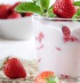 jogurt truskawki jogurt truskawkowy jogurt dla dziecka 26514 3 4 1